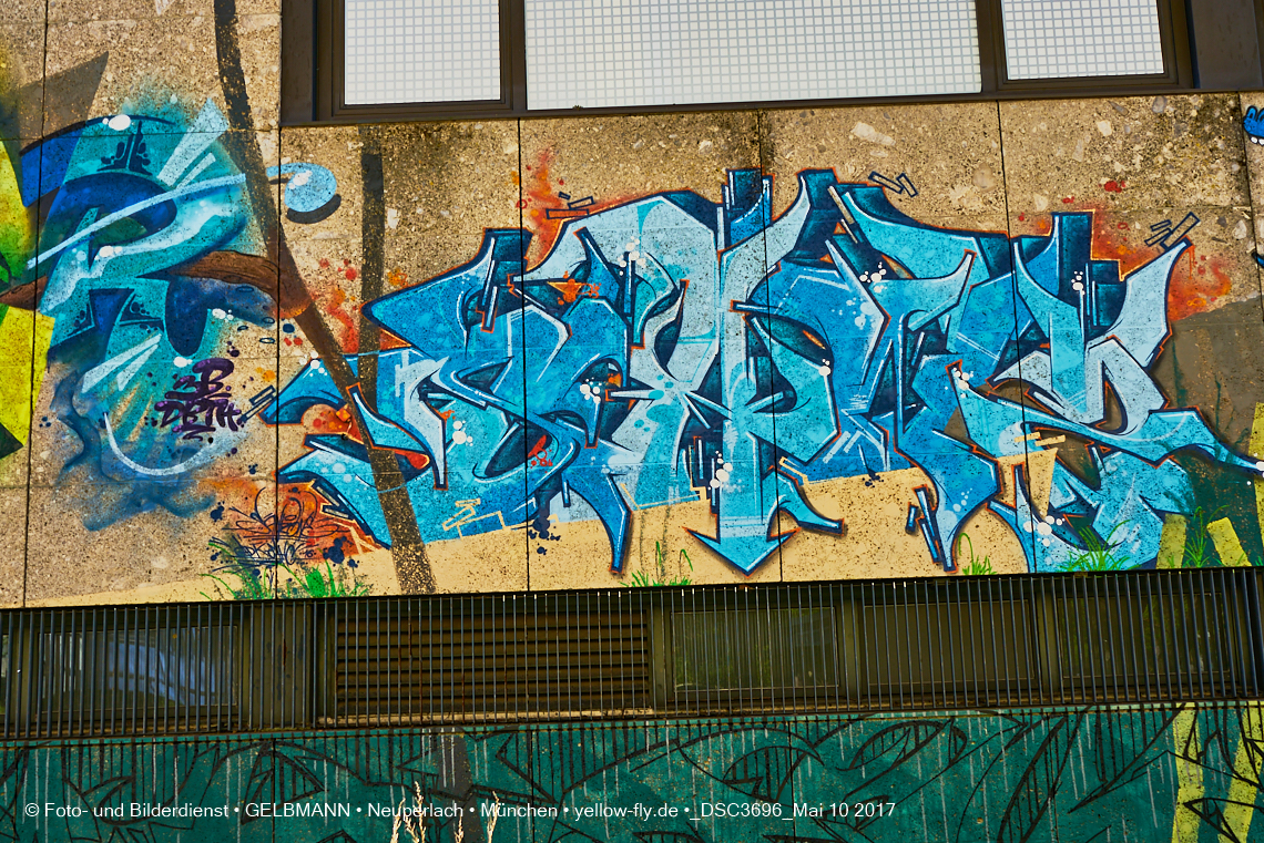 21.03.2017 - Abrissbaustelle Quiddezentrum in Neuperlach